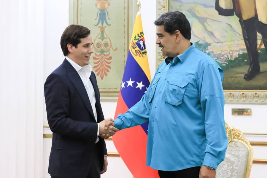 Jorge Giménez Ochoa y Nicolás Maduro